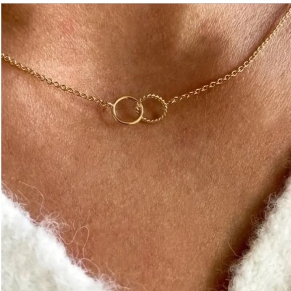 New! Gold Link Necklace (3041) NWOT - Picture 2 of 2